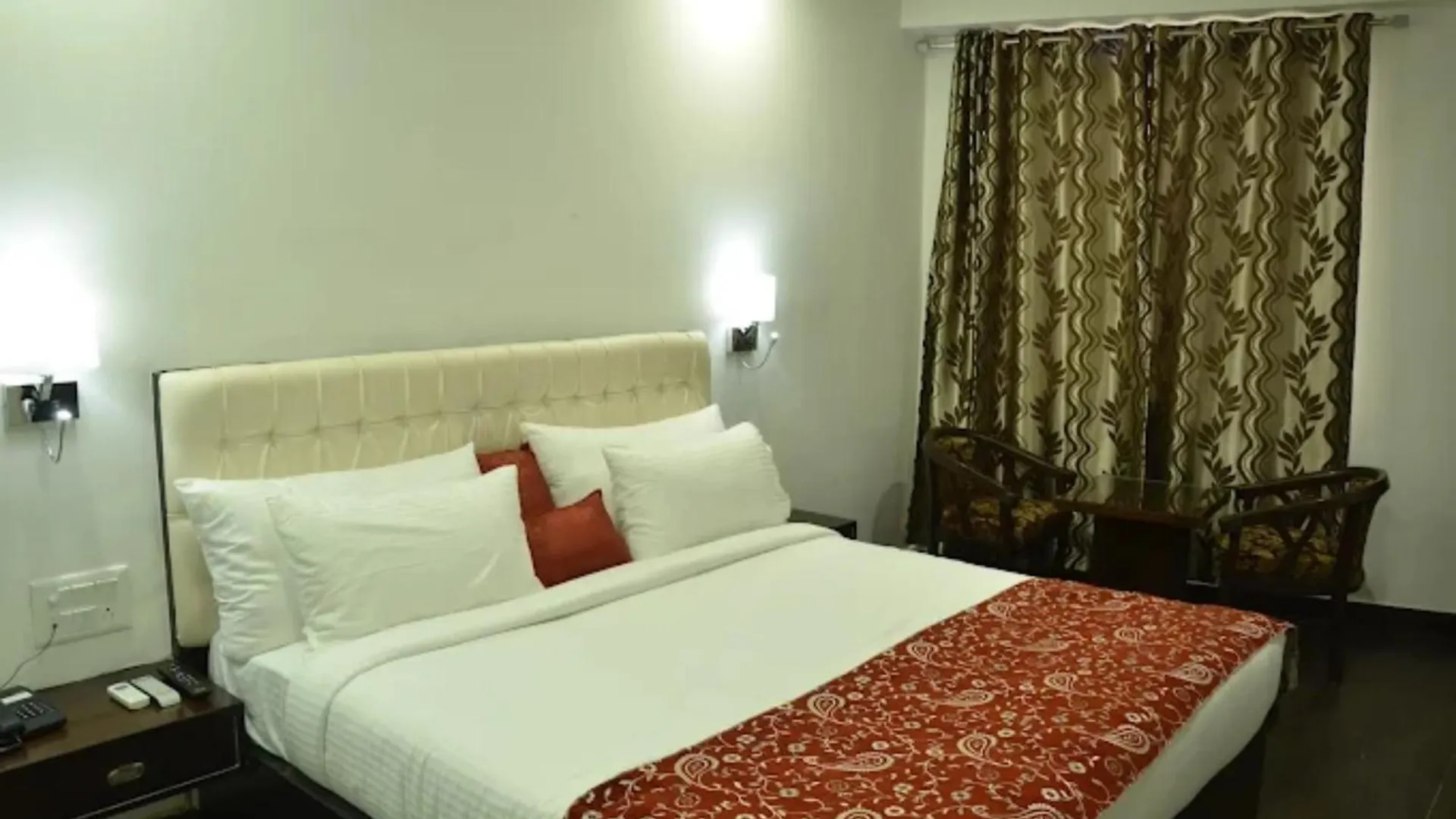 Agra Hotel #Samovar Tajganj Premium Near Taj Mahal - A Premium Hotel In Agra 4*, Agra (Uttar Pradesh)