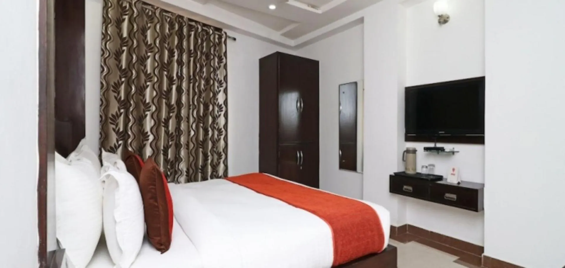 Agra Hotel #Samovar Tajganj Premium Near Taj Mahal - A Premium Hotel In Agra  Agra (Uttar Pradesh)