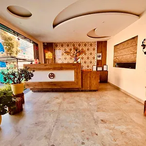 Amaravati Royal Palace Hotel